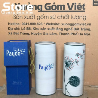 binh-hoa-gom-su-in-logo-payoo-dang-tru-ong-mau-trang-ve-hoa-1