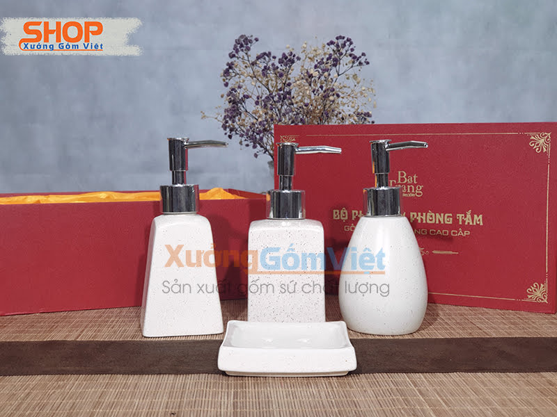 Bộ phụ kiện nhà tắm sứ trắng đẹp PKNT-103
