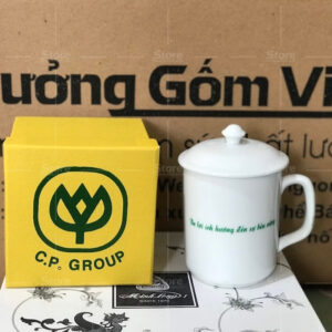 ly-su-bat-trang-men-trang-co-nap-quai-vuong-1